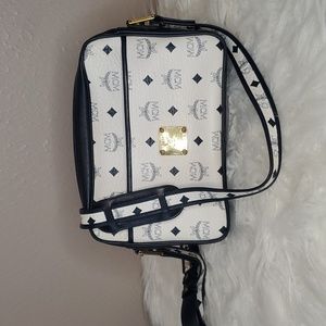 SOLD ‼️Vintage MCM Visetos White & Navy Bag
